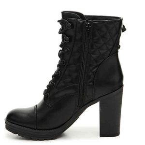Guess platform boots